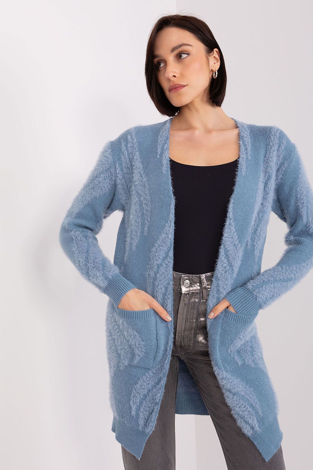 Cardigan AT