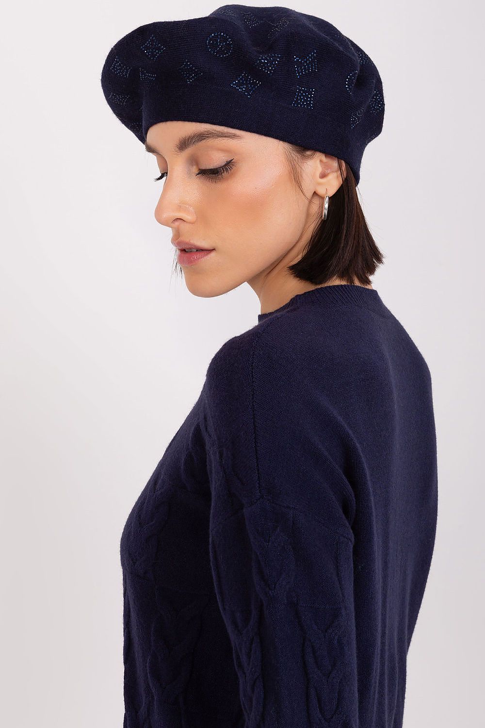 Beret AT