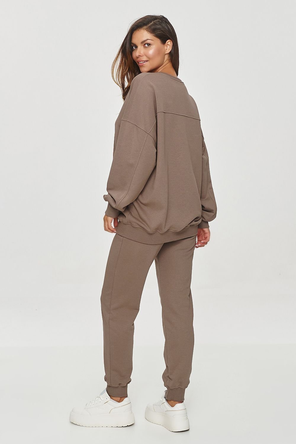 Tracksuit trousers Makadamia