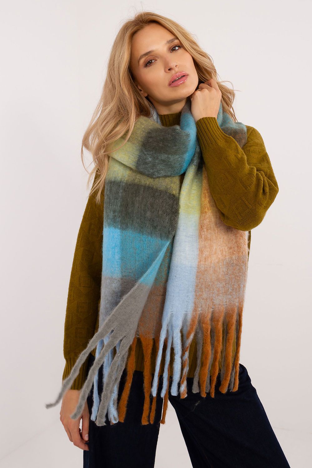 Shawl AT