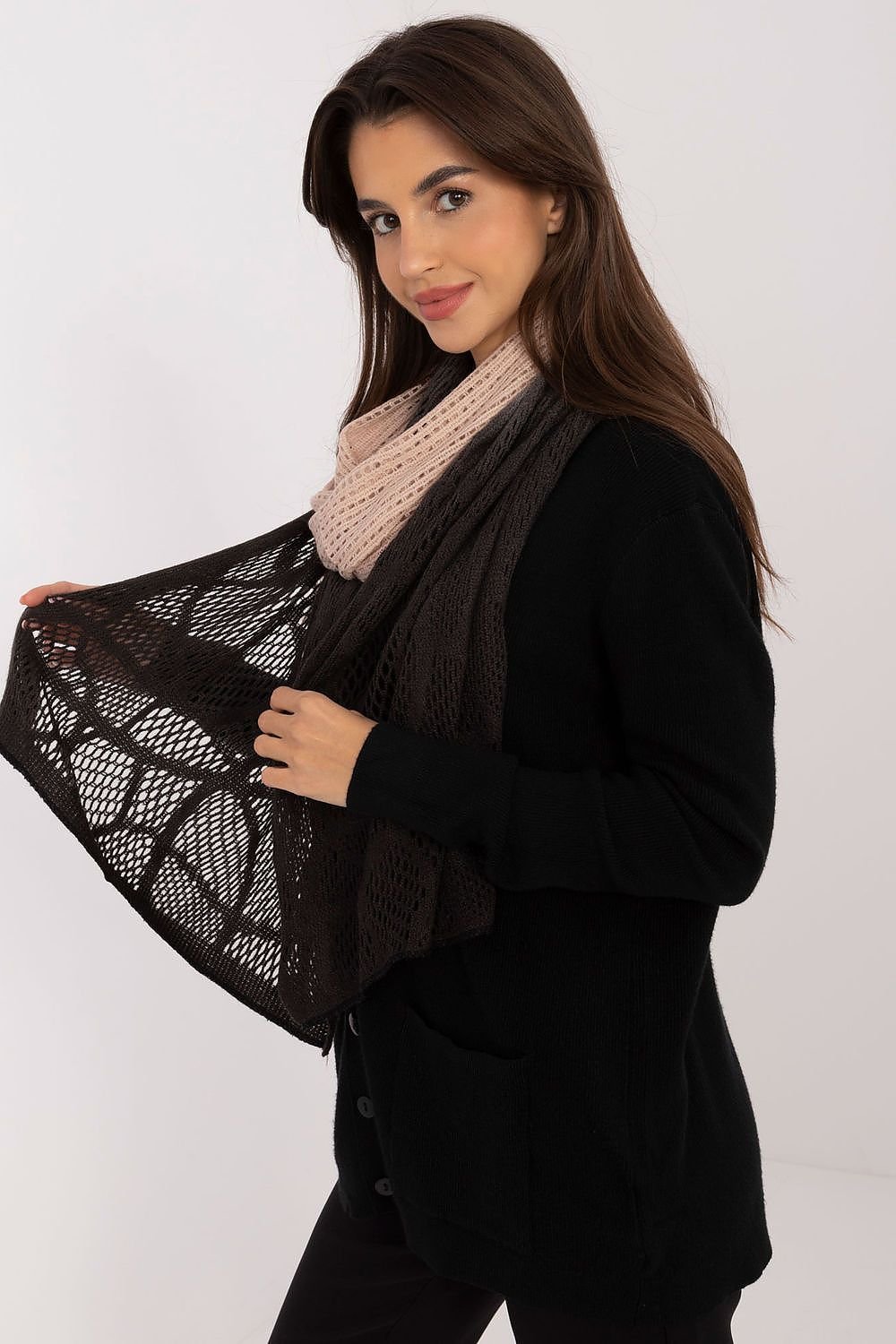 Shawl AT