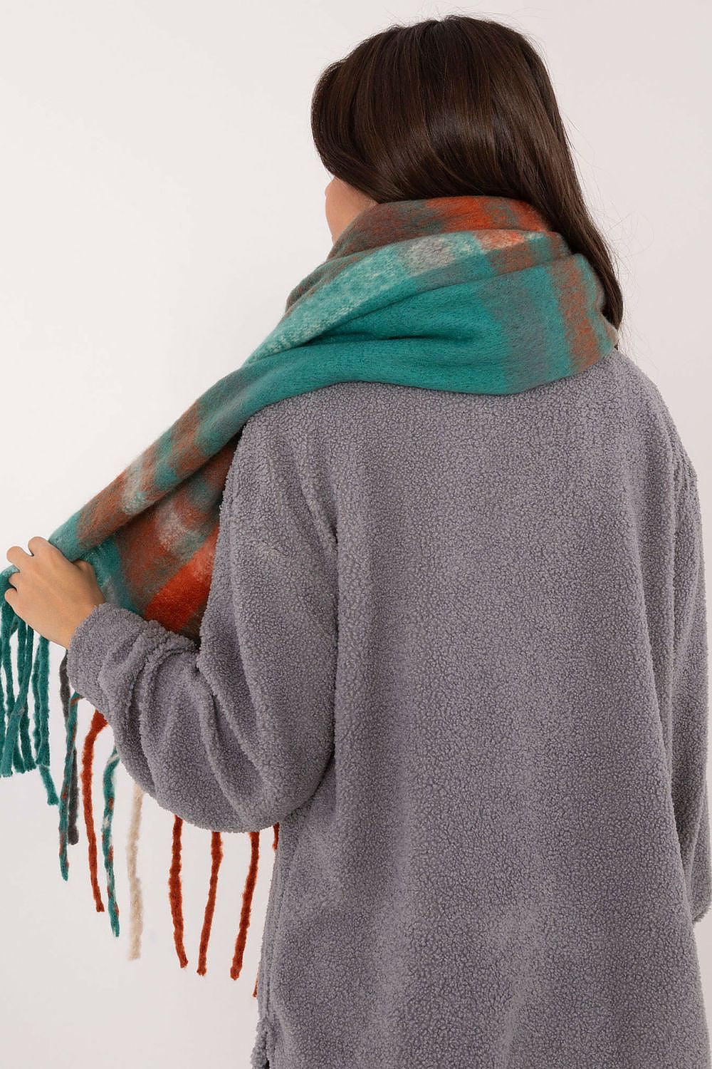 Shawl AT