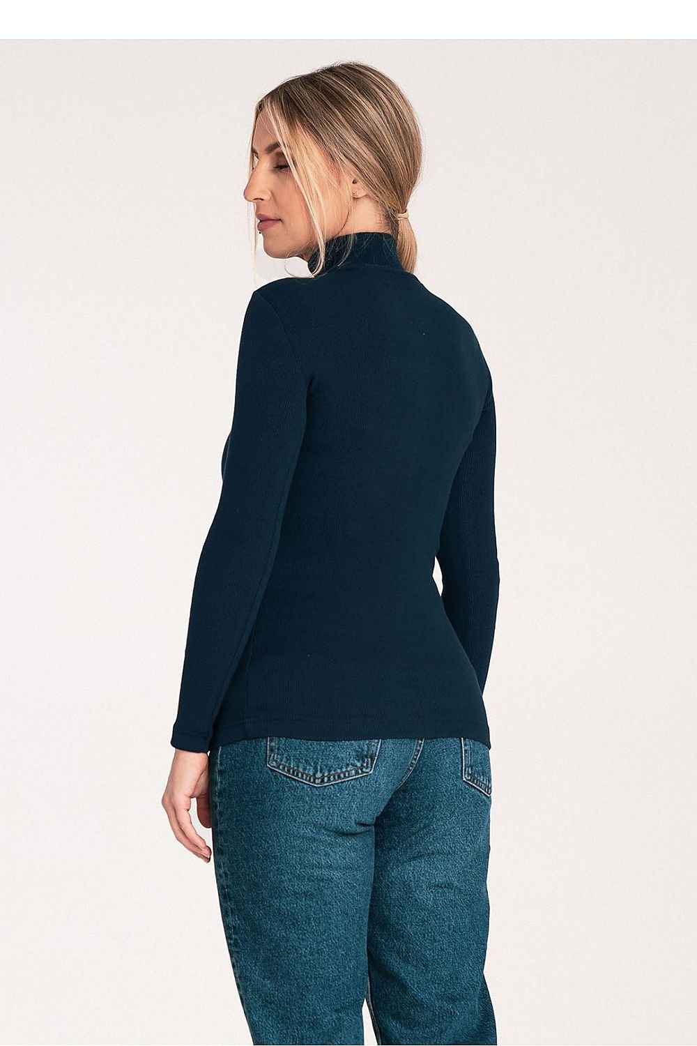 Turtleneck model 203358 Figl