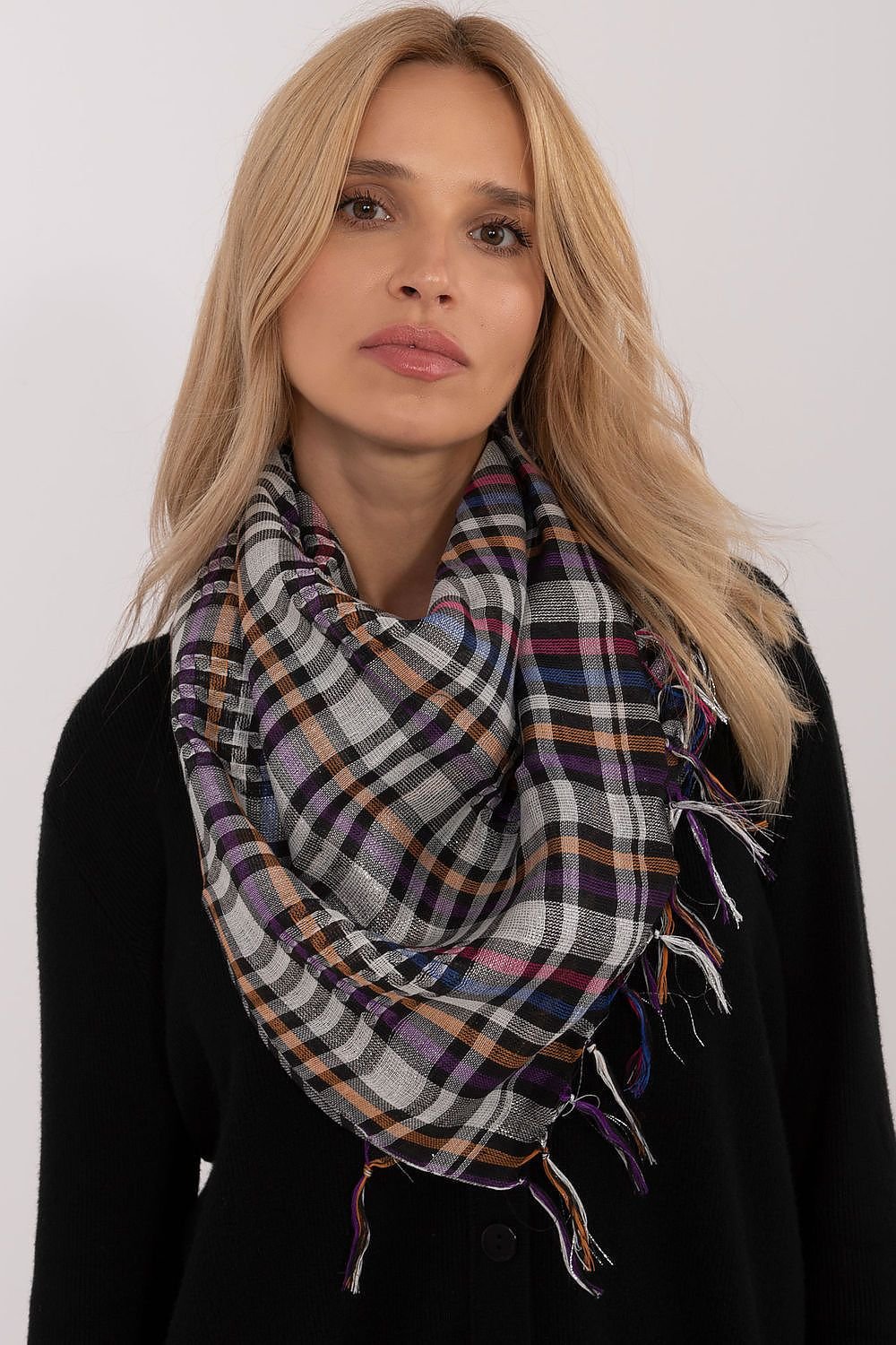  Neckerchief model 208384 AT 