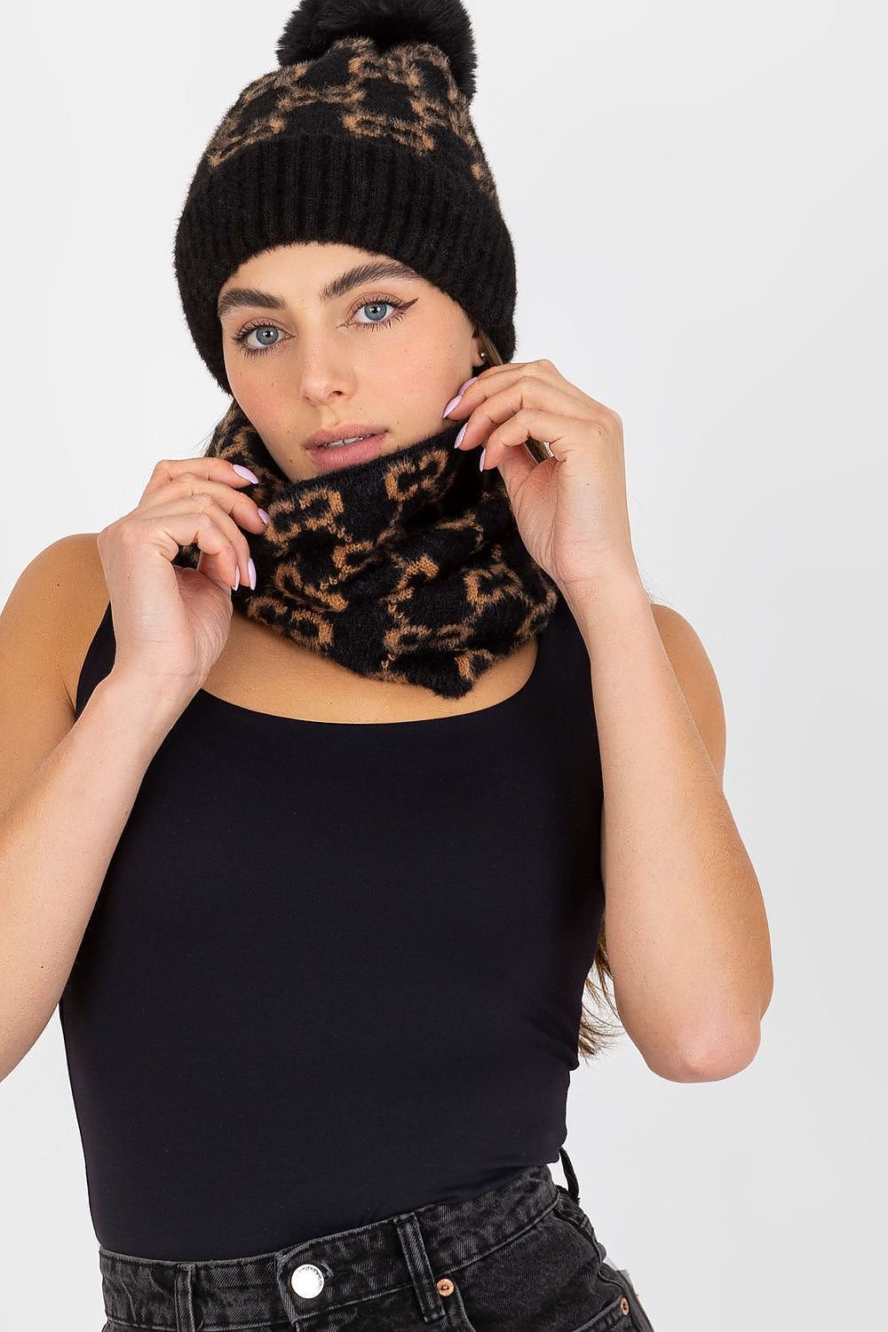 Infinity Scarf model 185920 AT