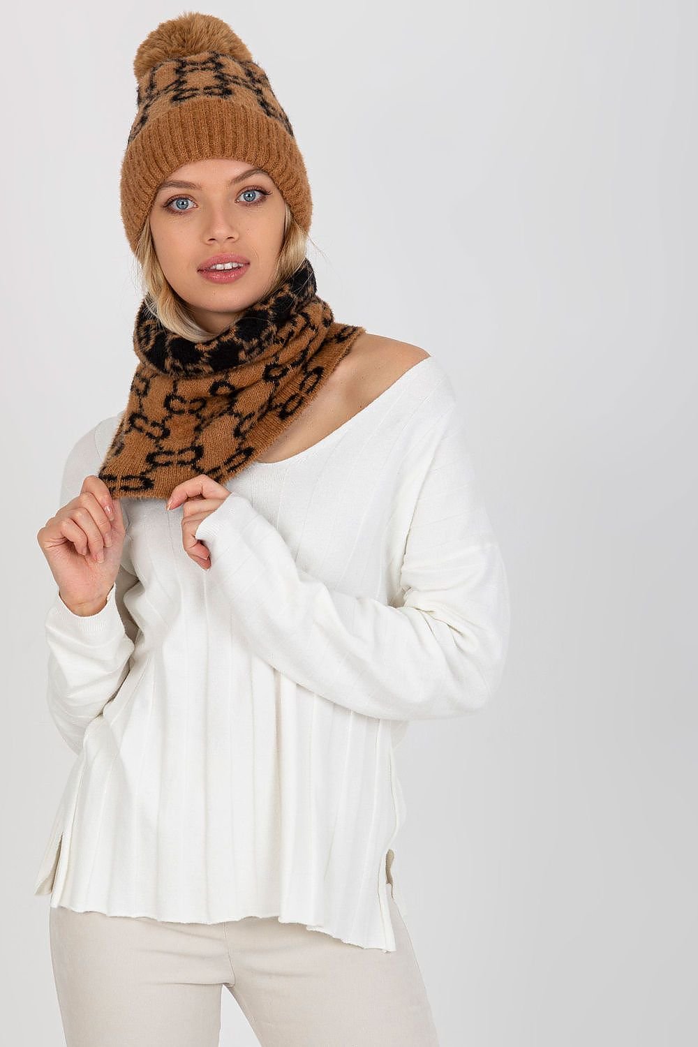 Infinity Scarf model 185920 AT