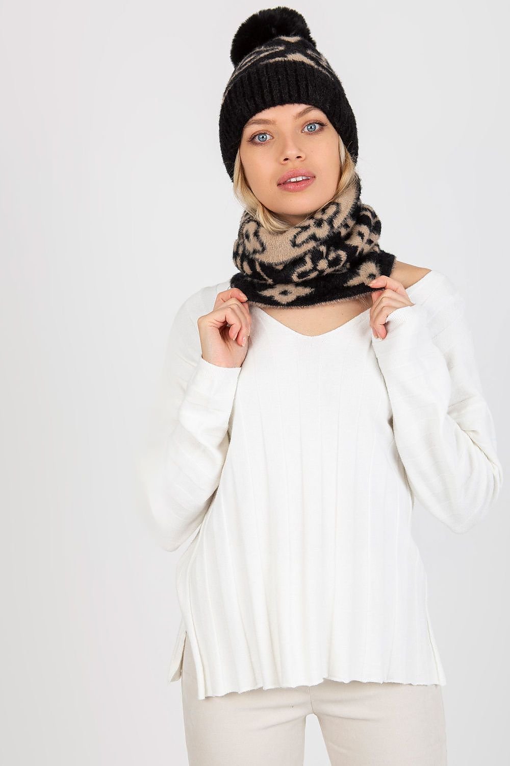 Infinity Scarf model 185923 AT